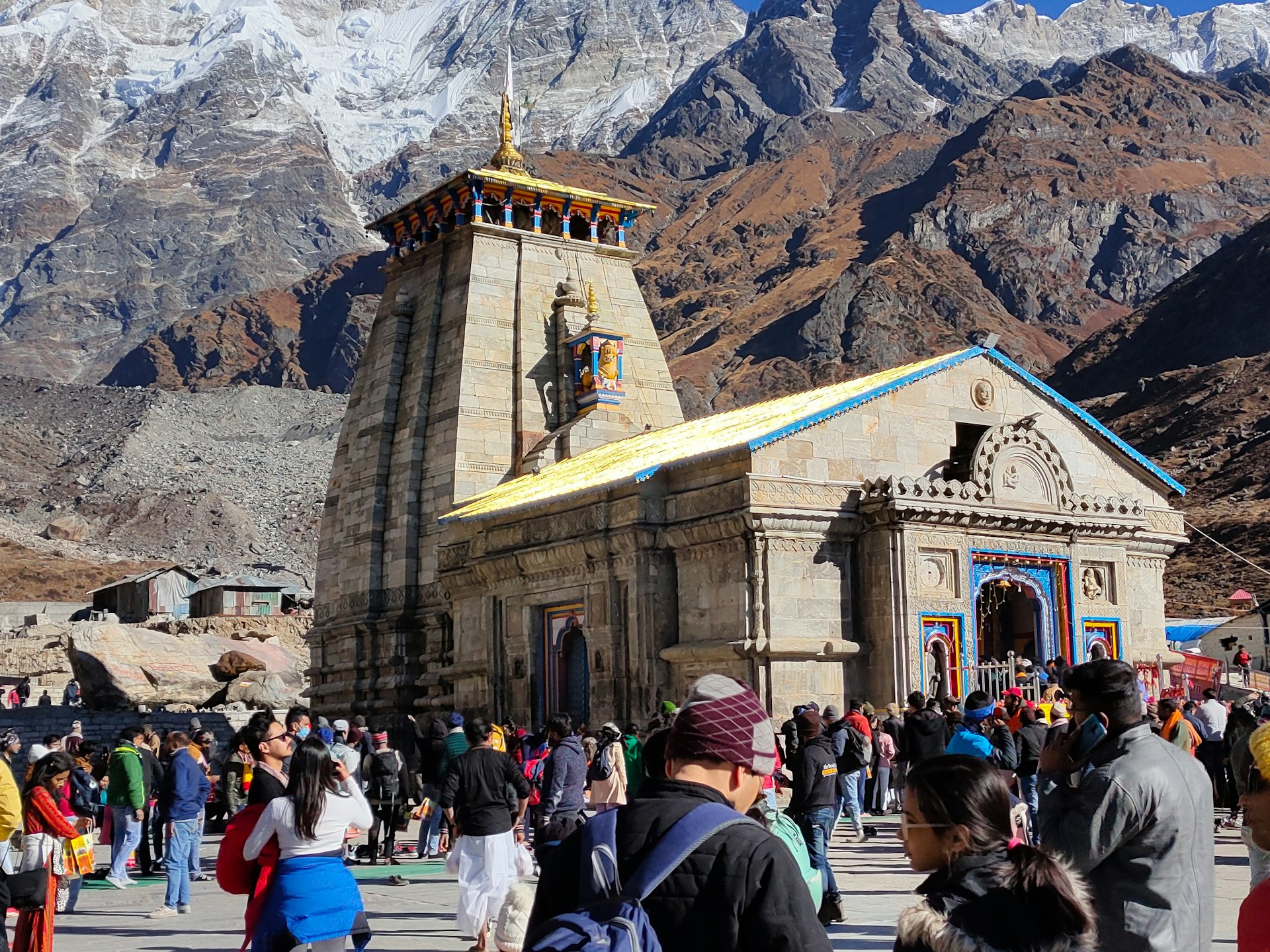 Kedarnath Temple entrance crowded pilgrimage India