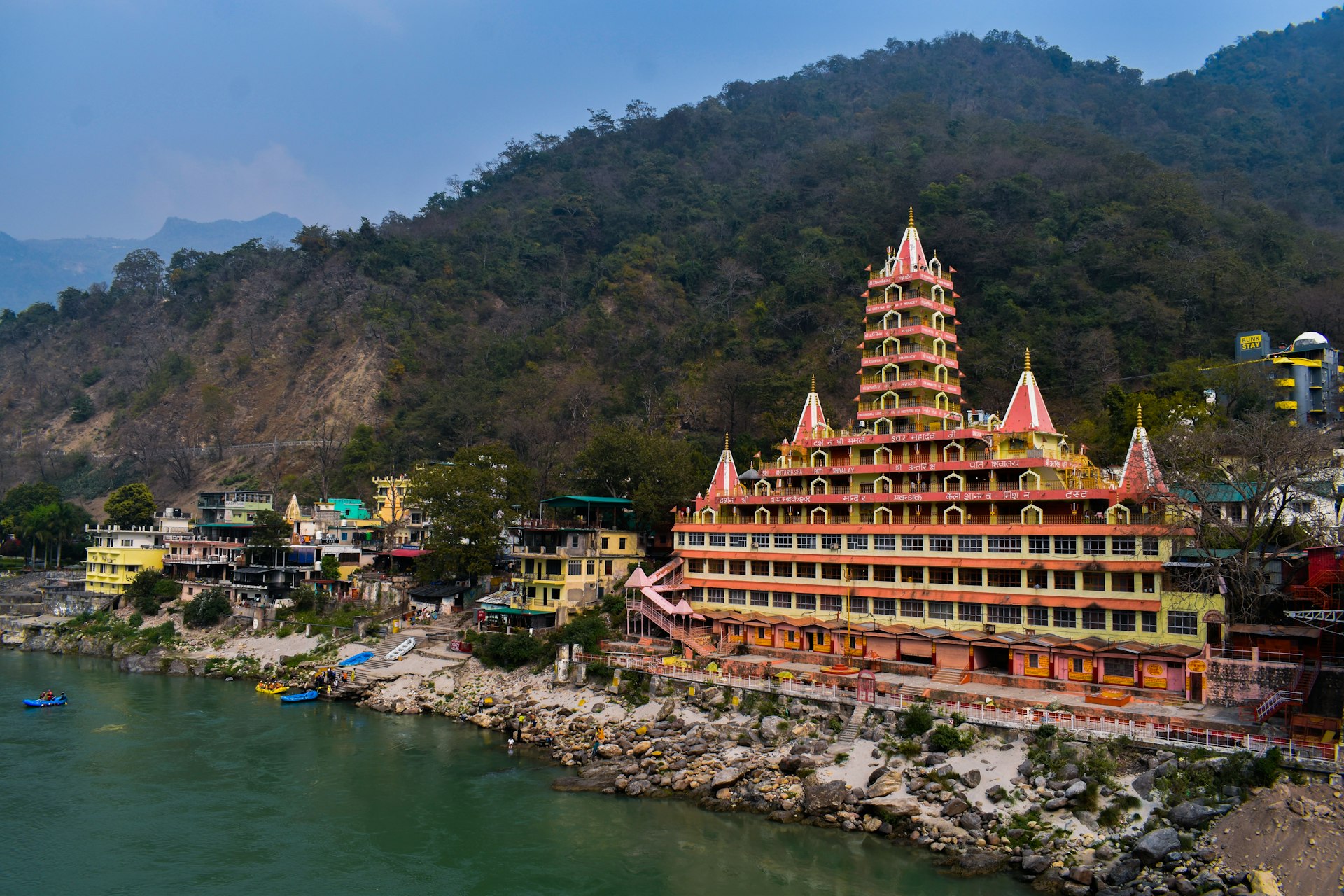 Rishikesh temple river hill view