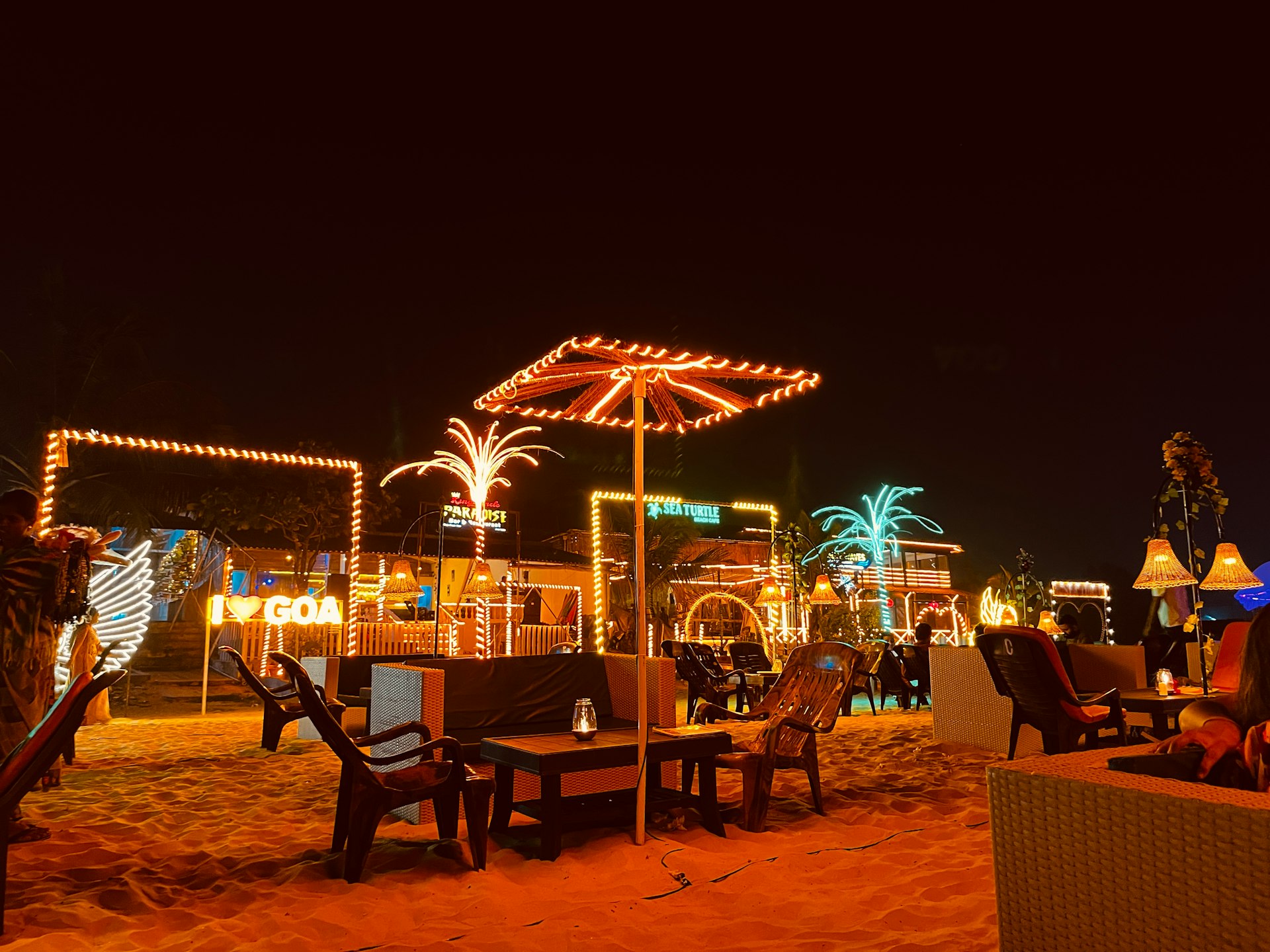Beachside candlelight dinner Goa